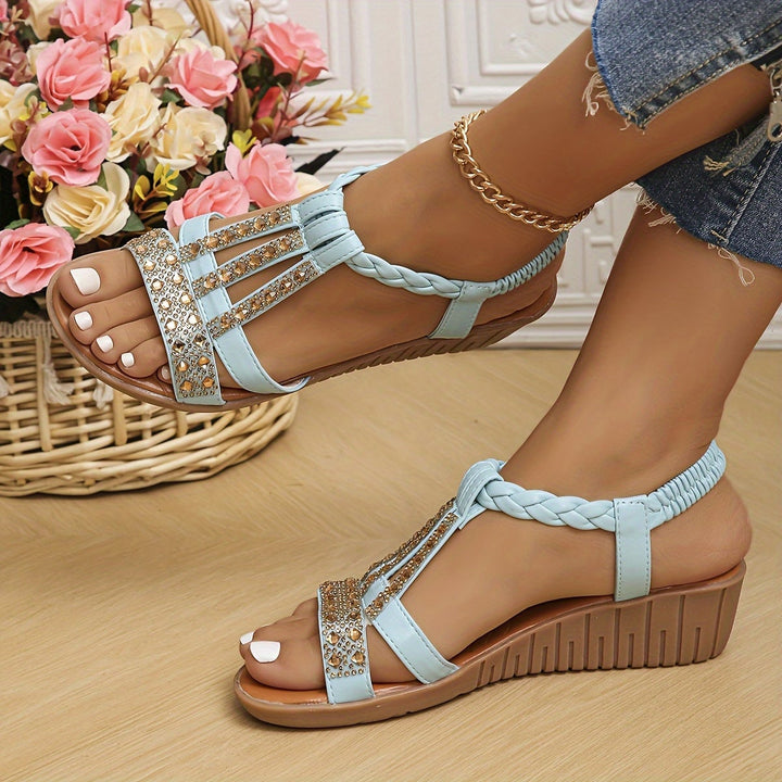 Aria wedge sandals size chart showing US women's sizes 5 through 12 with foot length in cm