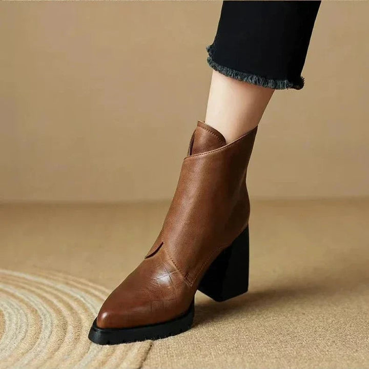 BobaFashion Aziel black boots worn with skinny jeans for an everyday look