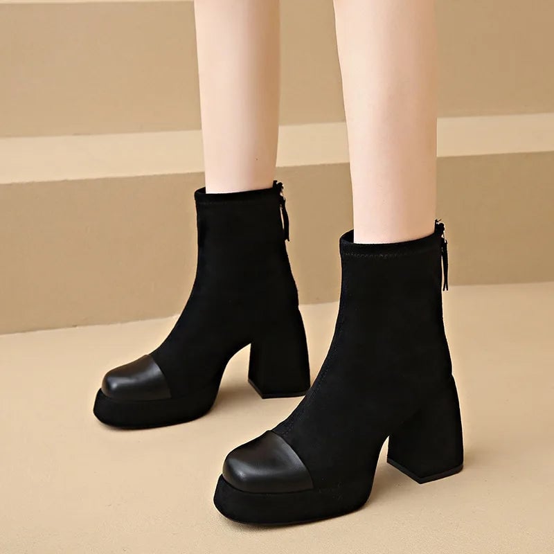 BobaFashion Bea Vento Boots in black with a sleek sculpted silhouette, shown from the front
