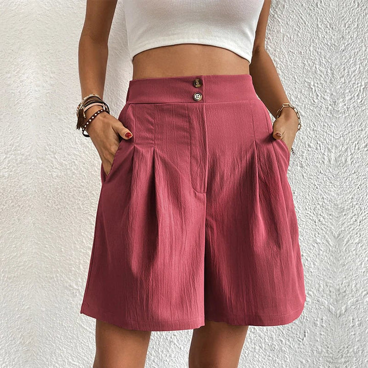 Detail shot of functional side pocket on women's casual shorts