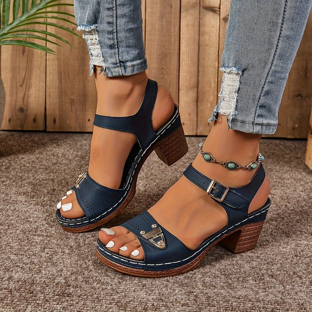 Demi women's sandal in blue, front three-quarter view