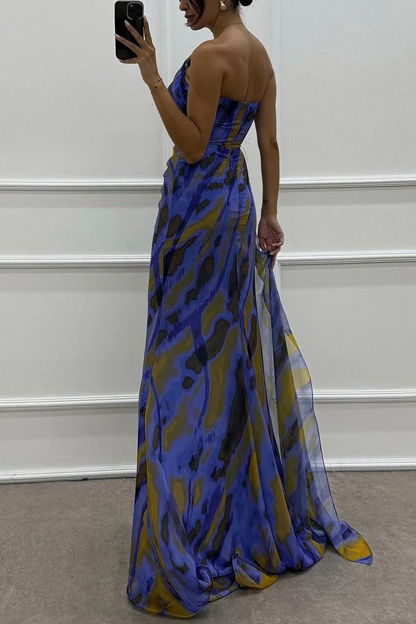 Size chart detail for the Isla women's maxi dress by BobaFashion