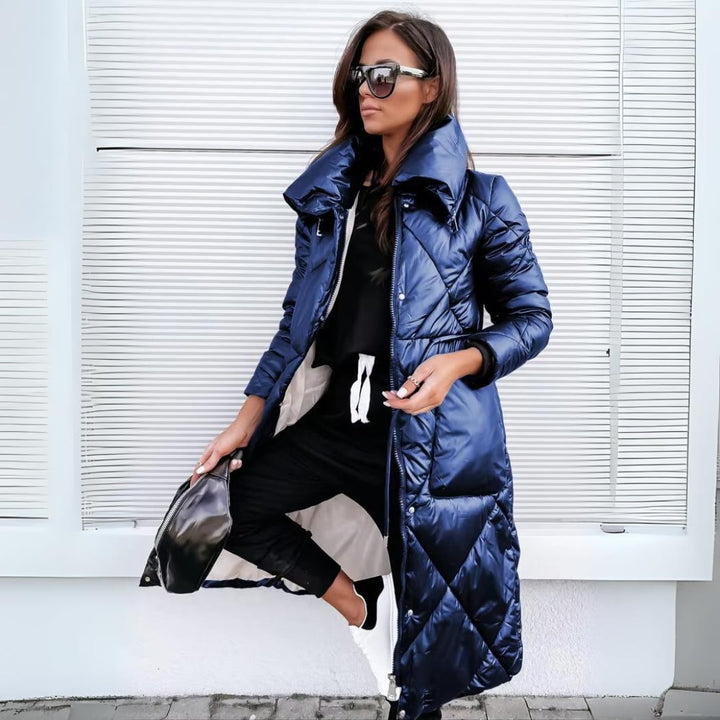 Front view of the Sharon winter coat in blue, highlighting the smooth lining and refined tailored fit